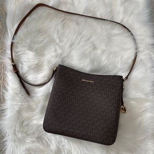 Michael Kors Jet Set Travel Large, Logo, Messenger Bag